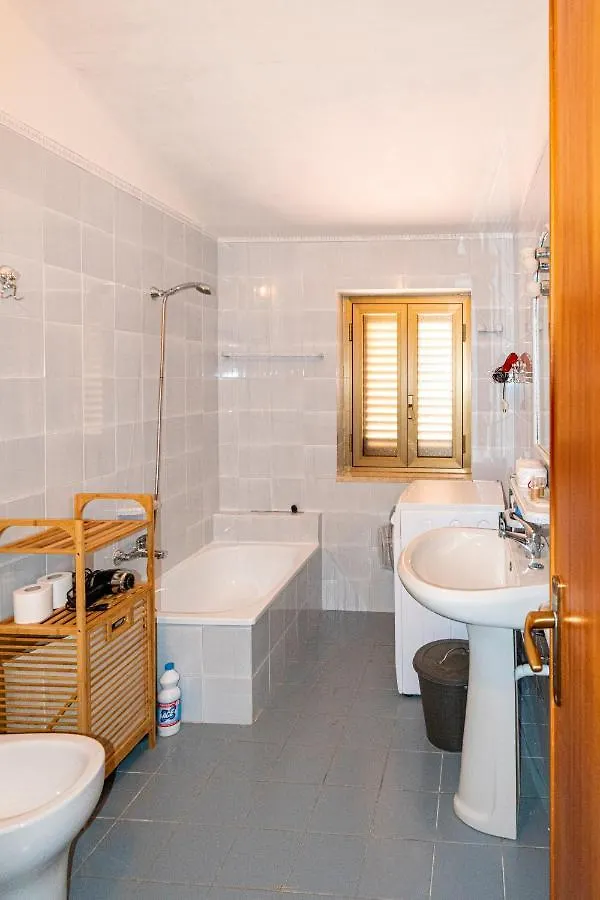 Villa Piano Vignazza Scopello